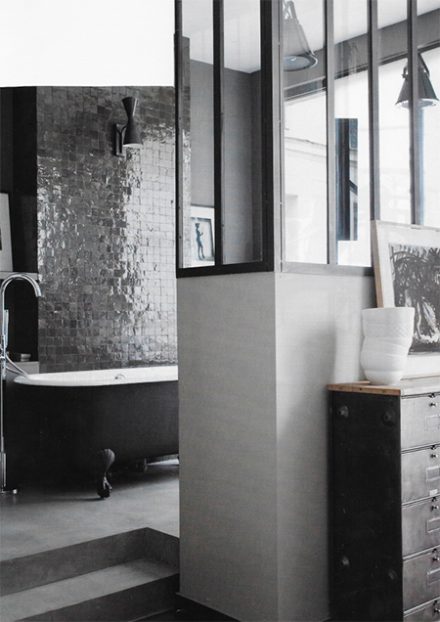salle bain zellige noir blanc roquefort-les-pins